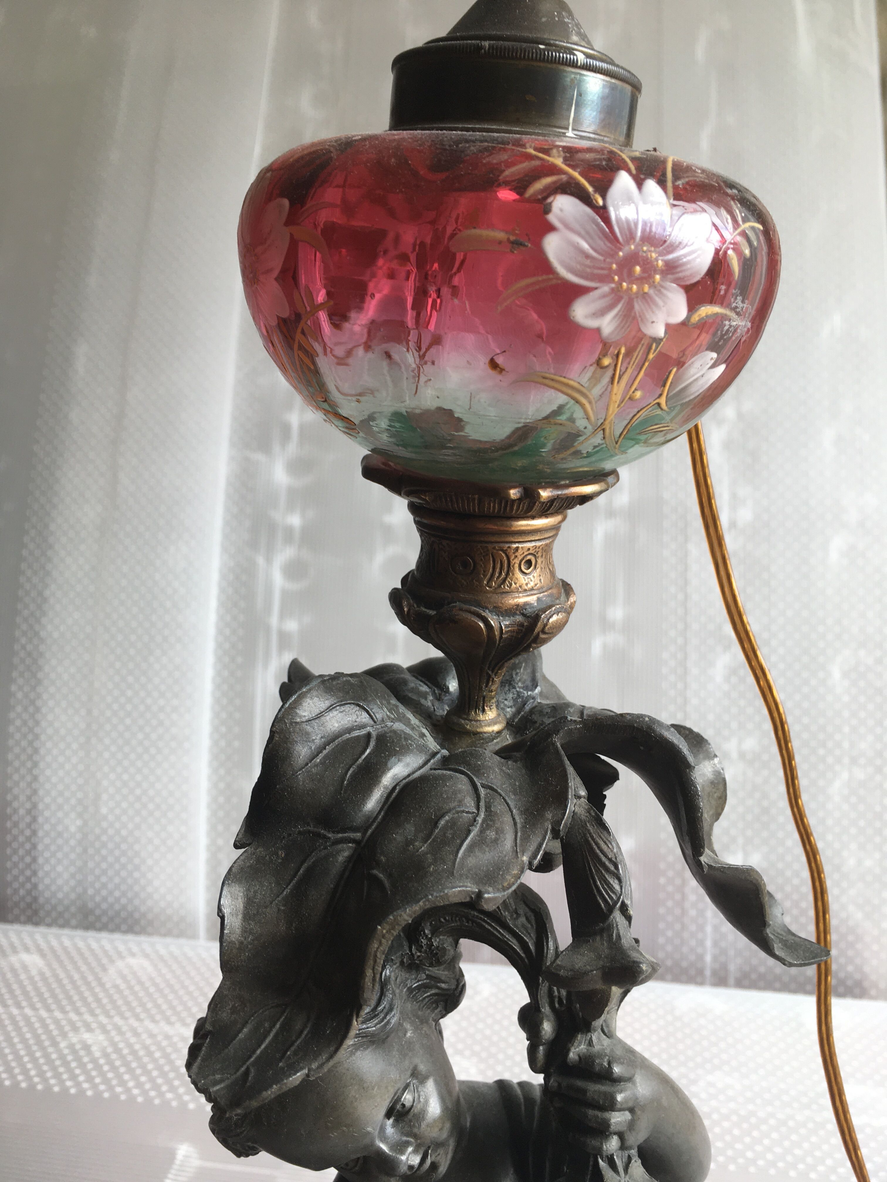 Decorative kerosene lamp