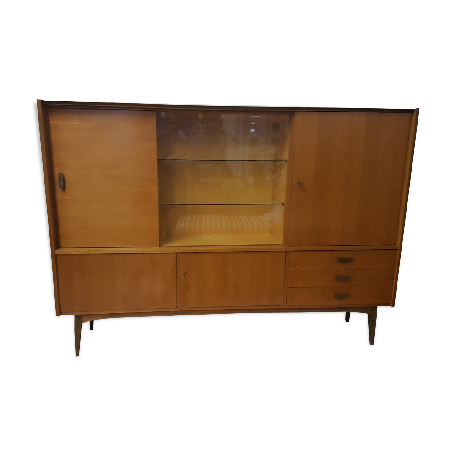 Buffet of the 1960s