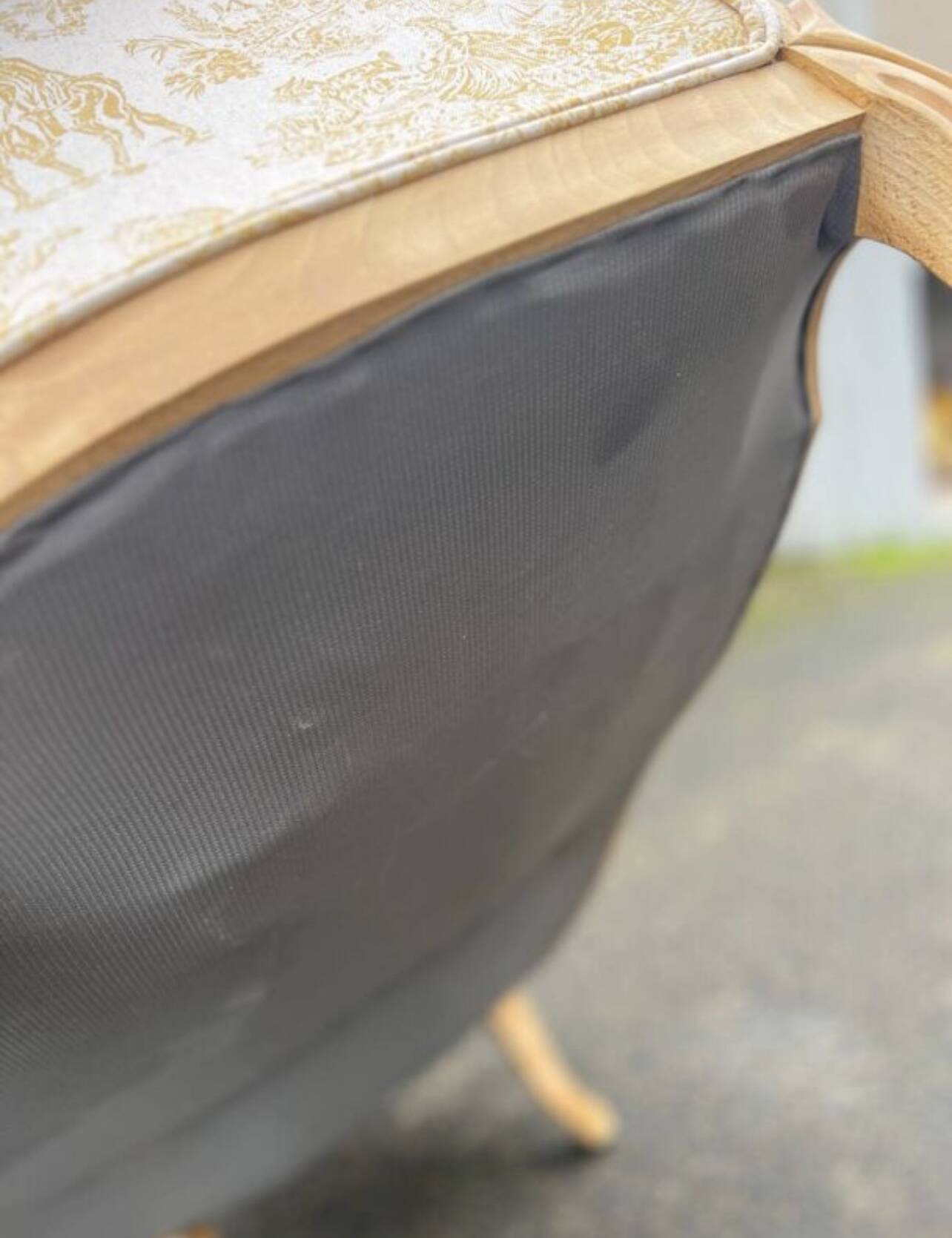 Louis XV style bench