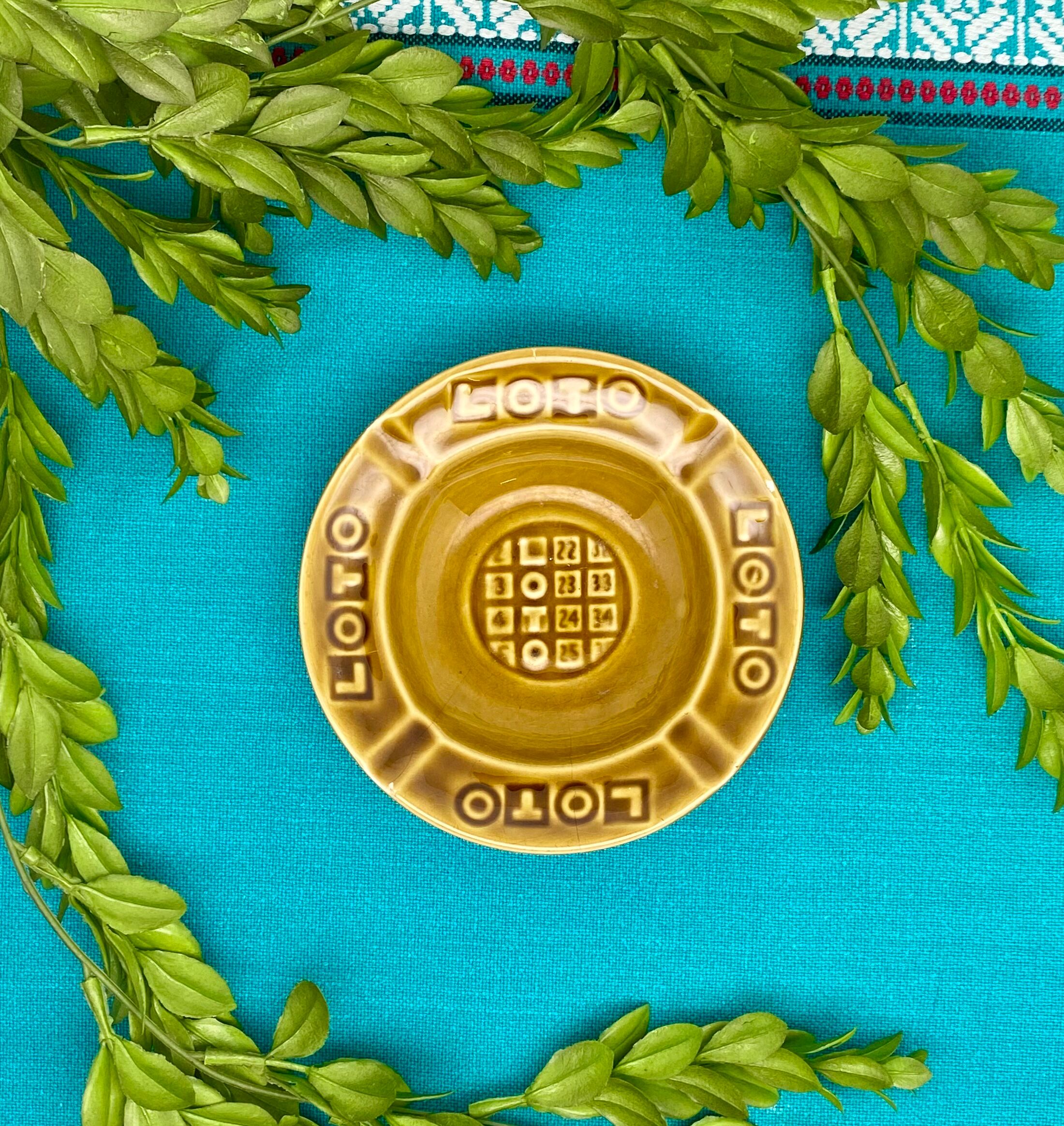 Ashtray or small empty pocket Loto Gien