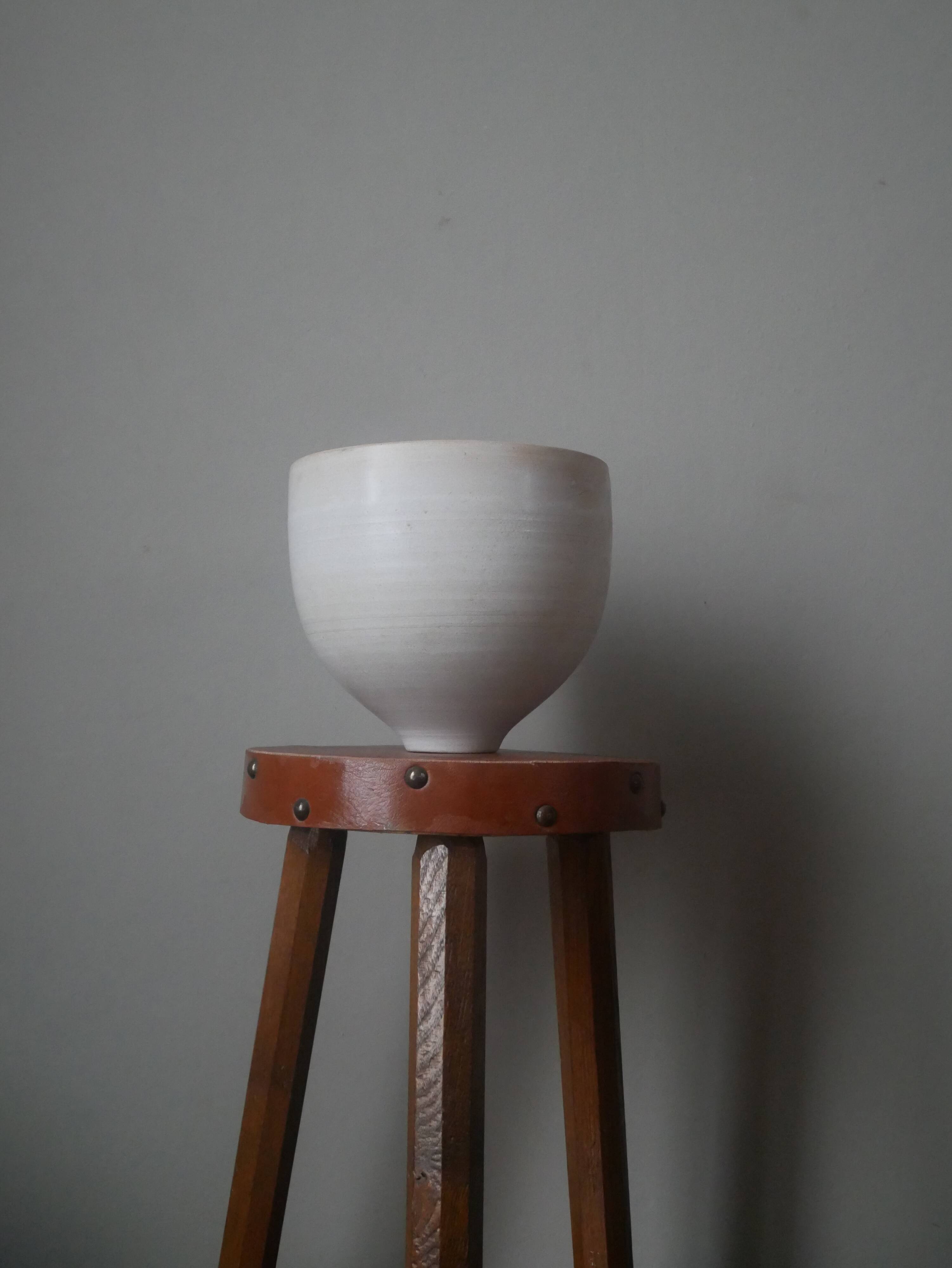 Japandi ceramic salad bowl, second-hand artisanal pottery