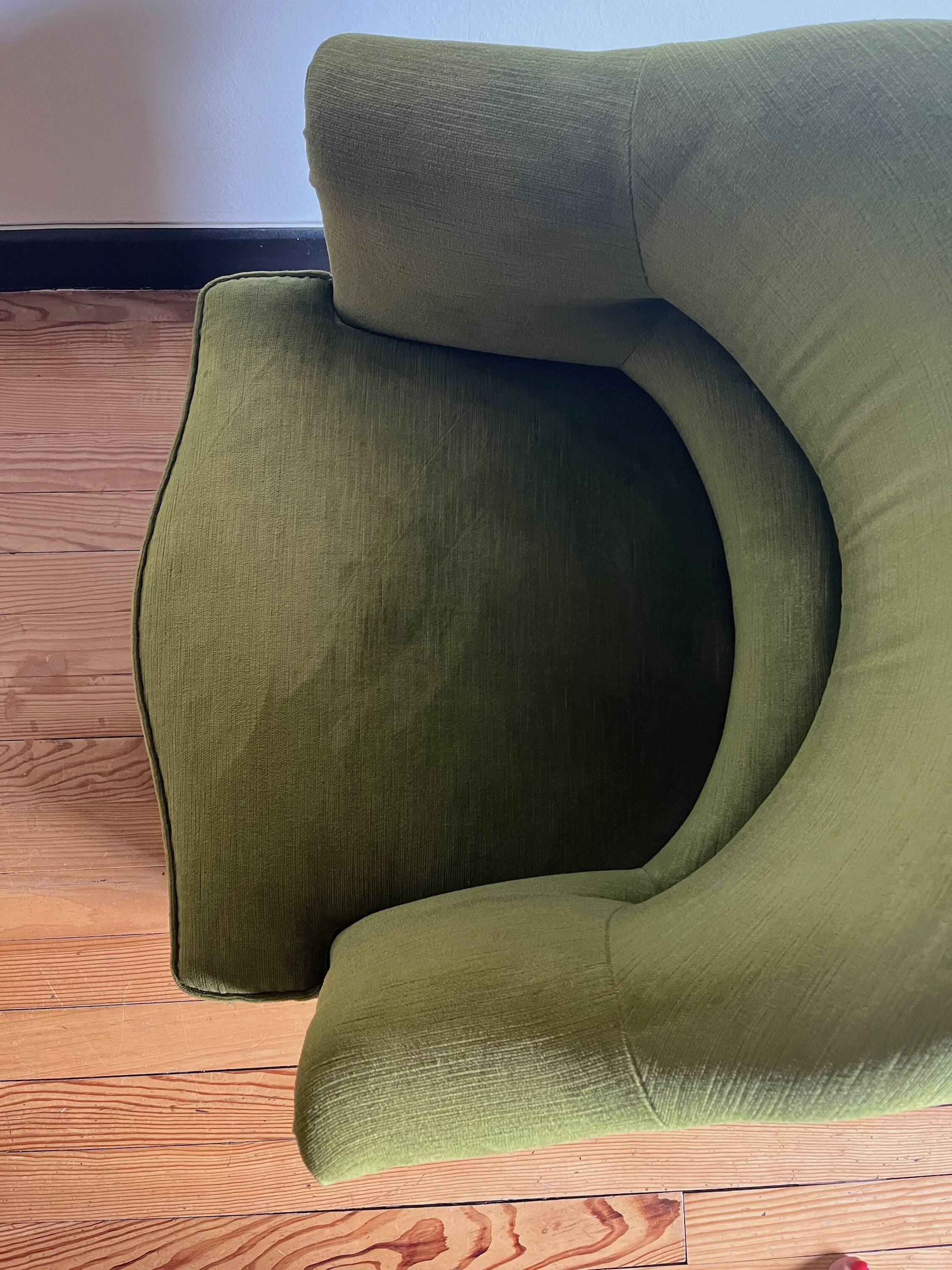 Hector toad armchair