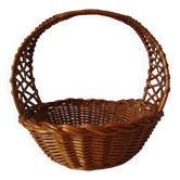 Woven wicker basket