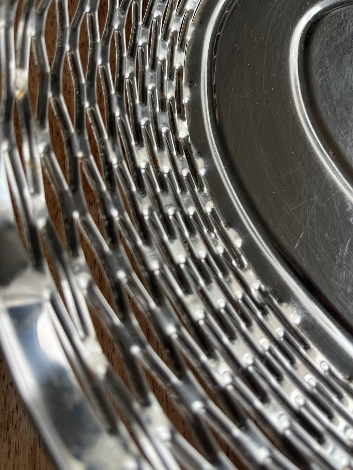 Metal bin
