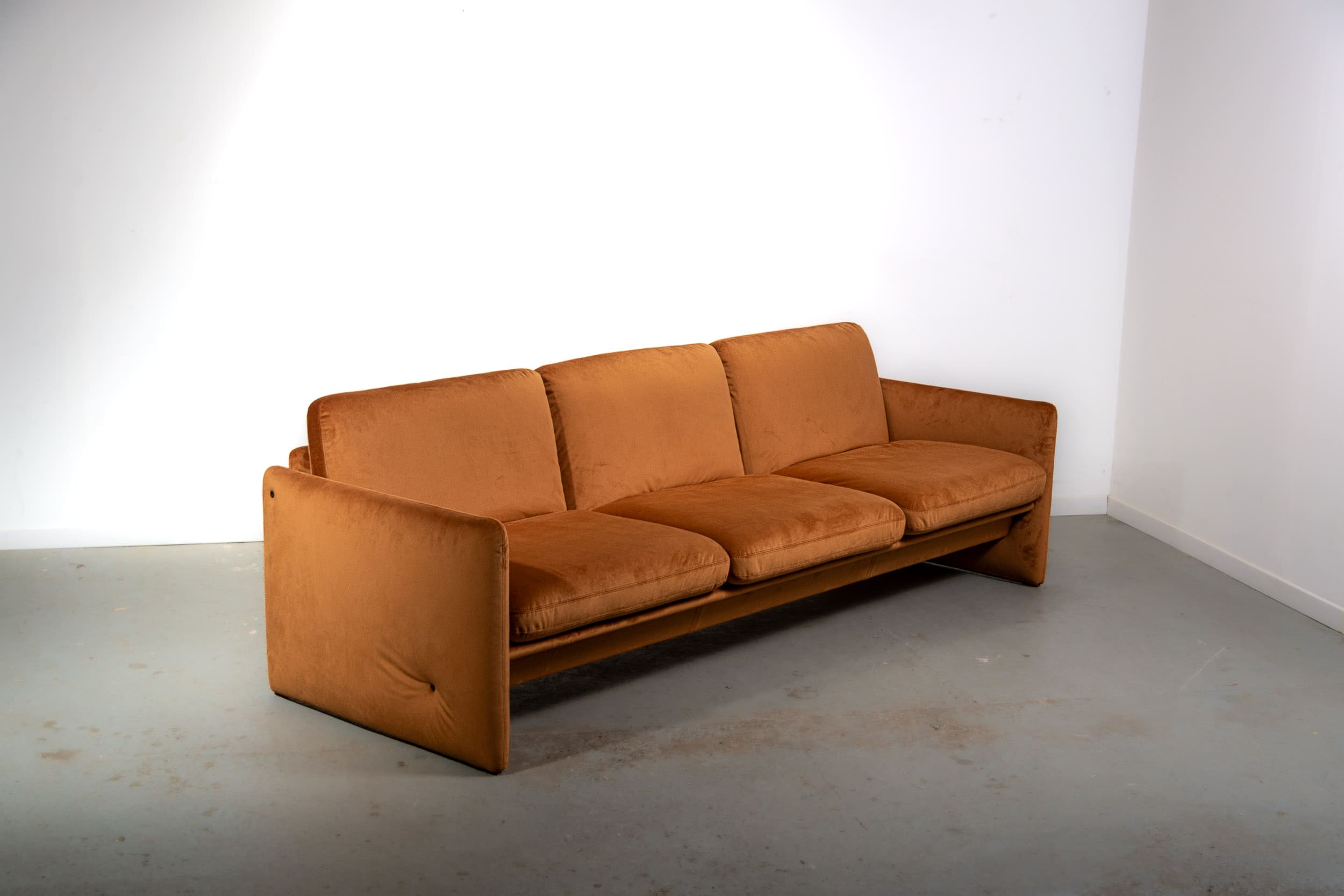Simone 3-seat sofa by Kazuhide Takahama for Simon International