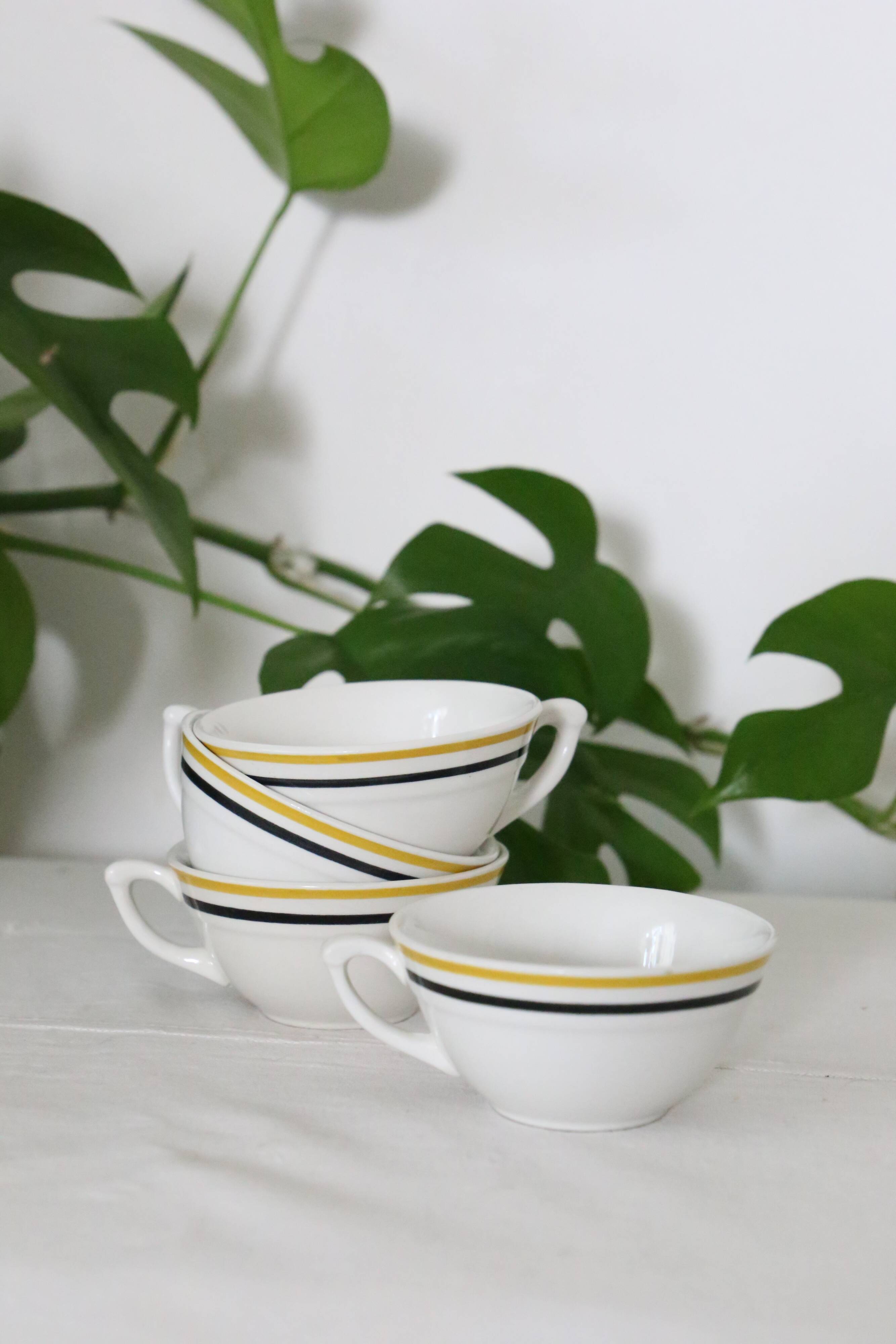 Set of 4 ceramic cups, bistro type, French manufacture