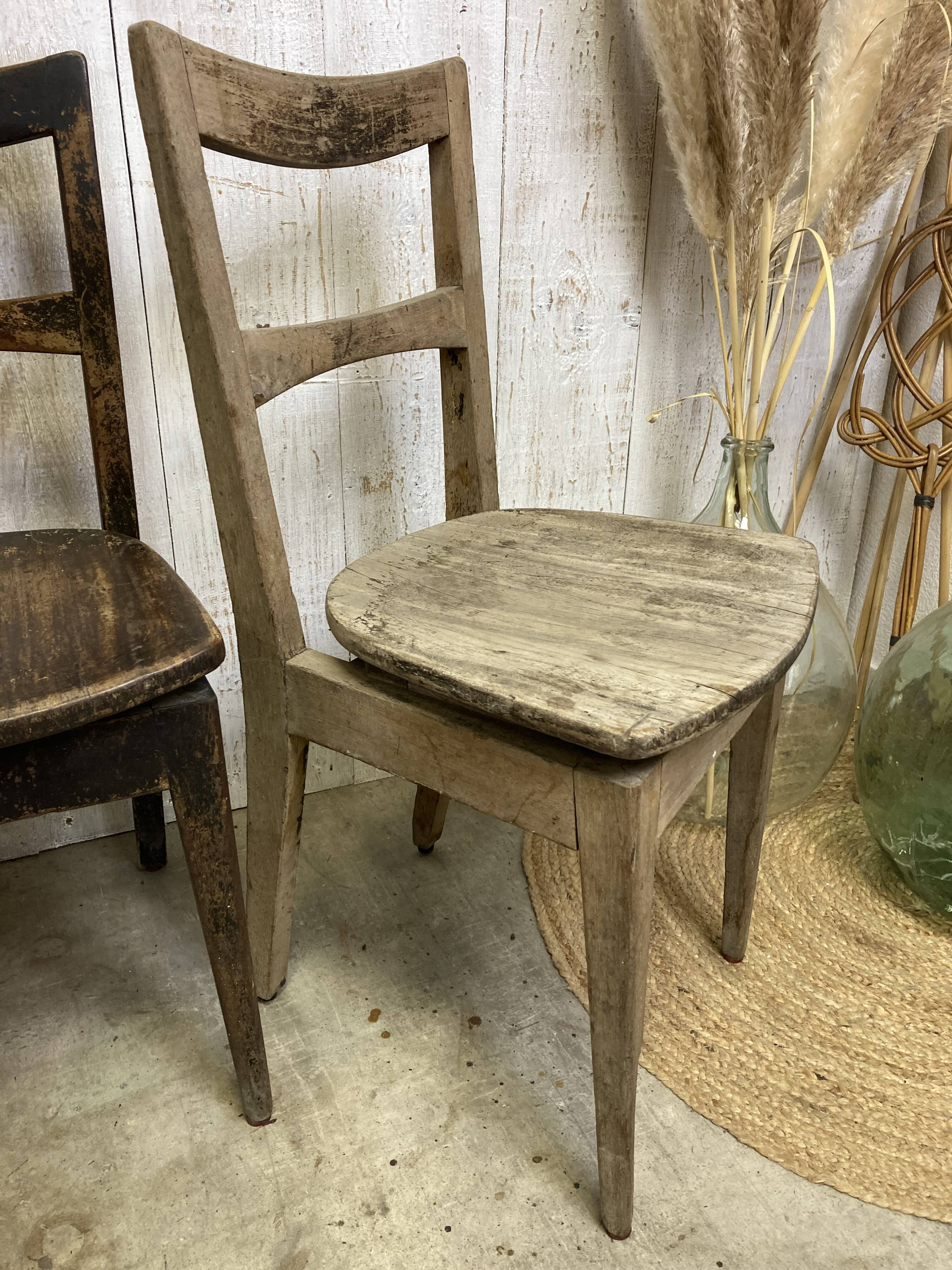 Series of 3 "taberna" chairs