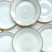 Service de table en porcelaine pour 6 personnes
