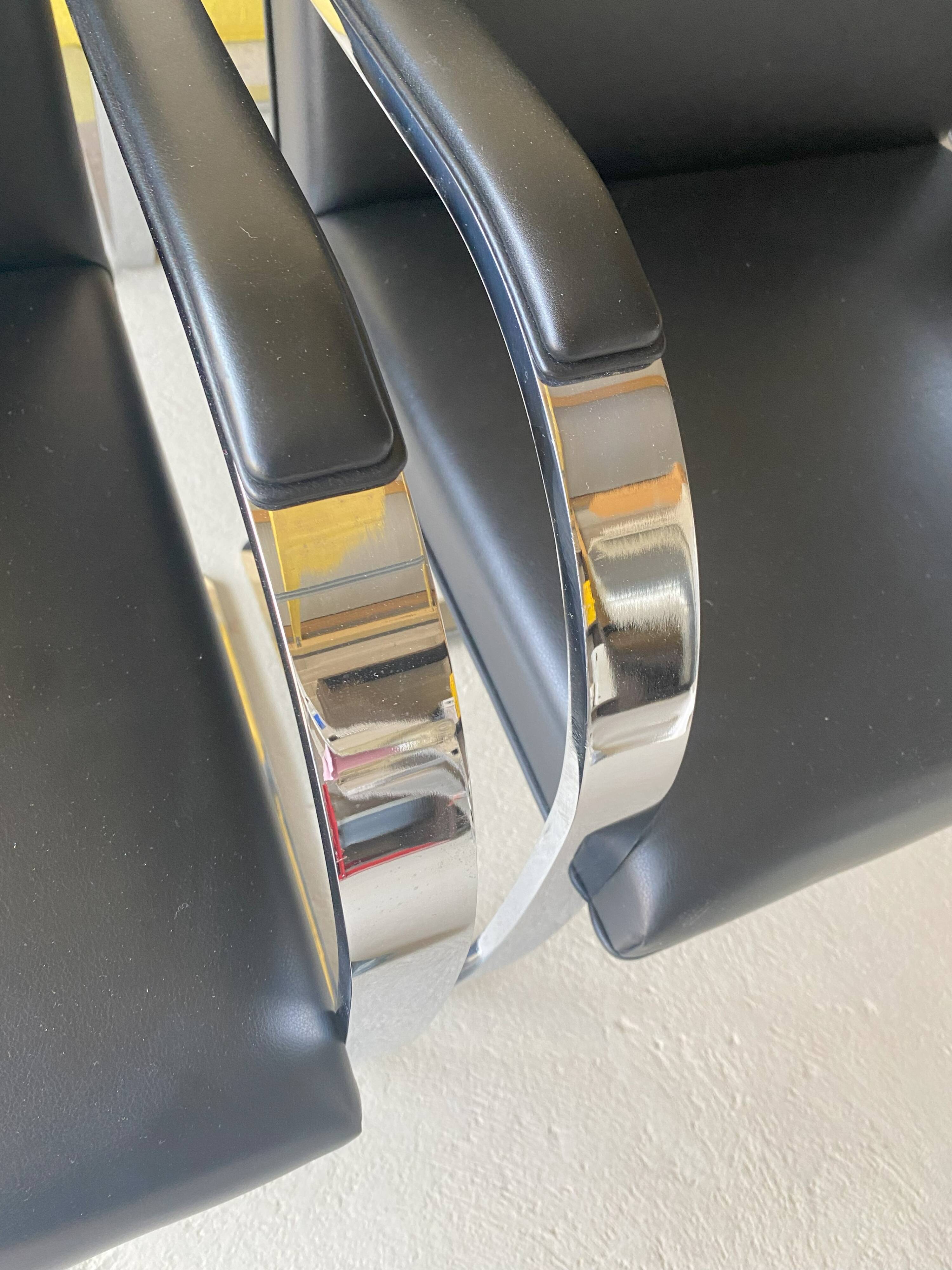 Knoll Studio BRNO Armchair