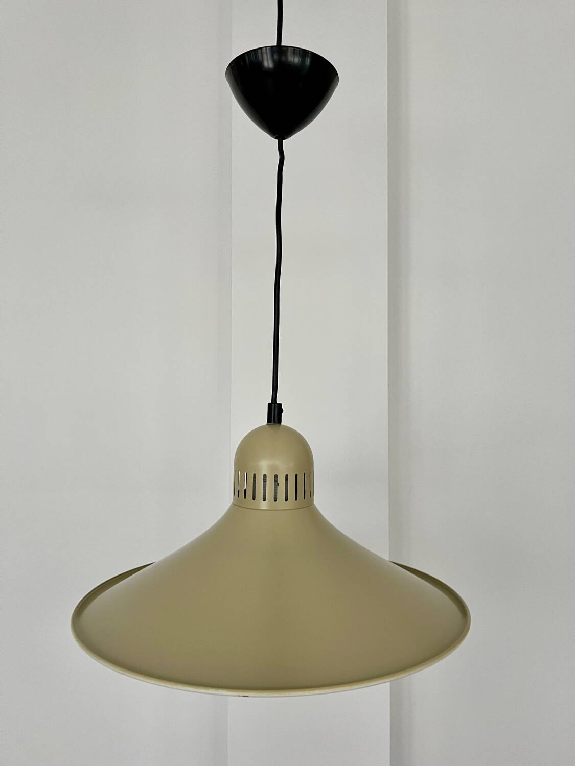 Suspension métal vintage coloris crème écru