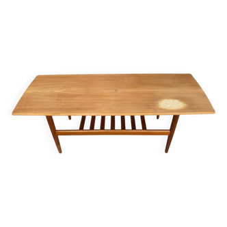 Table basse scandinave vintage en teck (à restaurer) Danemark 1960s
