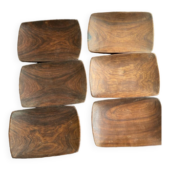 Sets of 6 African wooden plates.