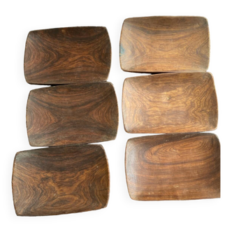 Lots of 6 African wooden plates.