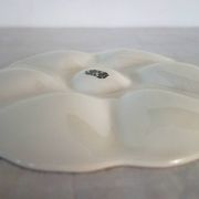 8 vintage Gien ceramic barbotine oyster plates