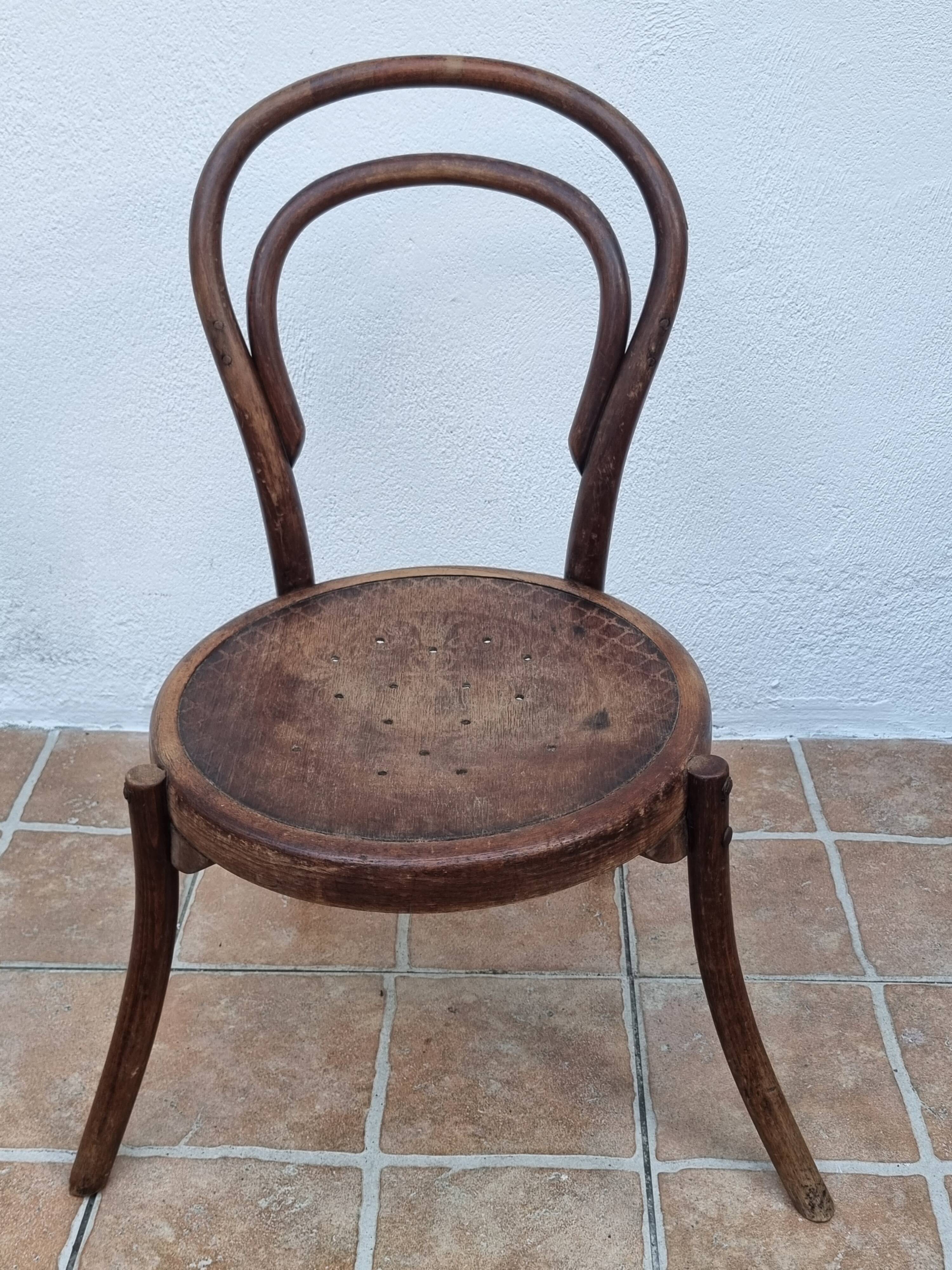 Bentwood nurse's chair, early 20th century