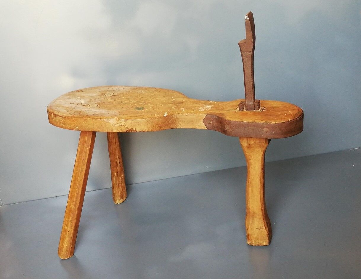 Vintage shoemaker's stool in solid wood and metal 50s/60s