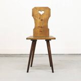 Chaise d'art populaire primitif