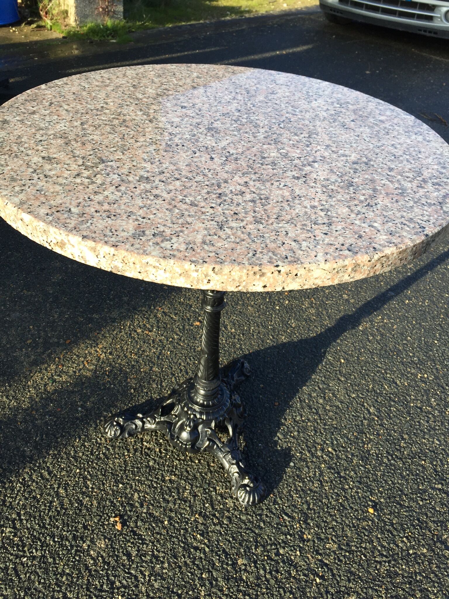 TAble / Parisian Brewery Healing.