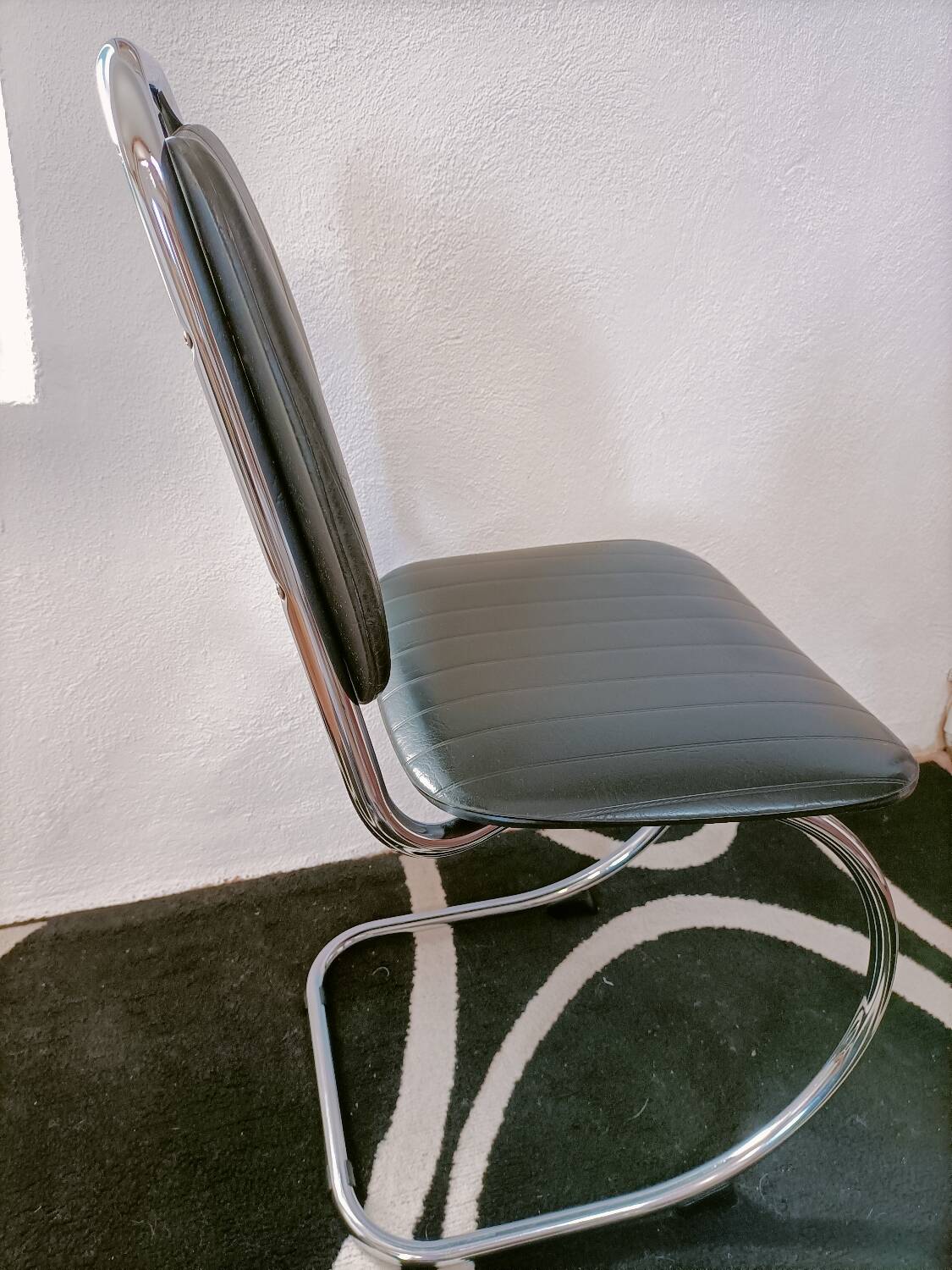 Seventies leatherette cantilever chair