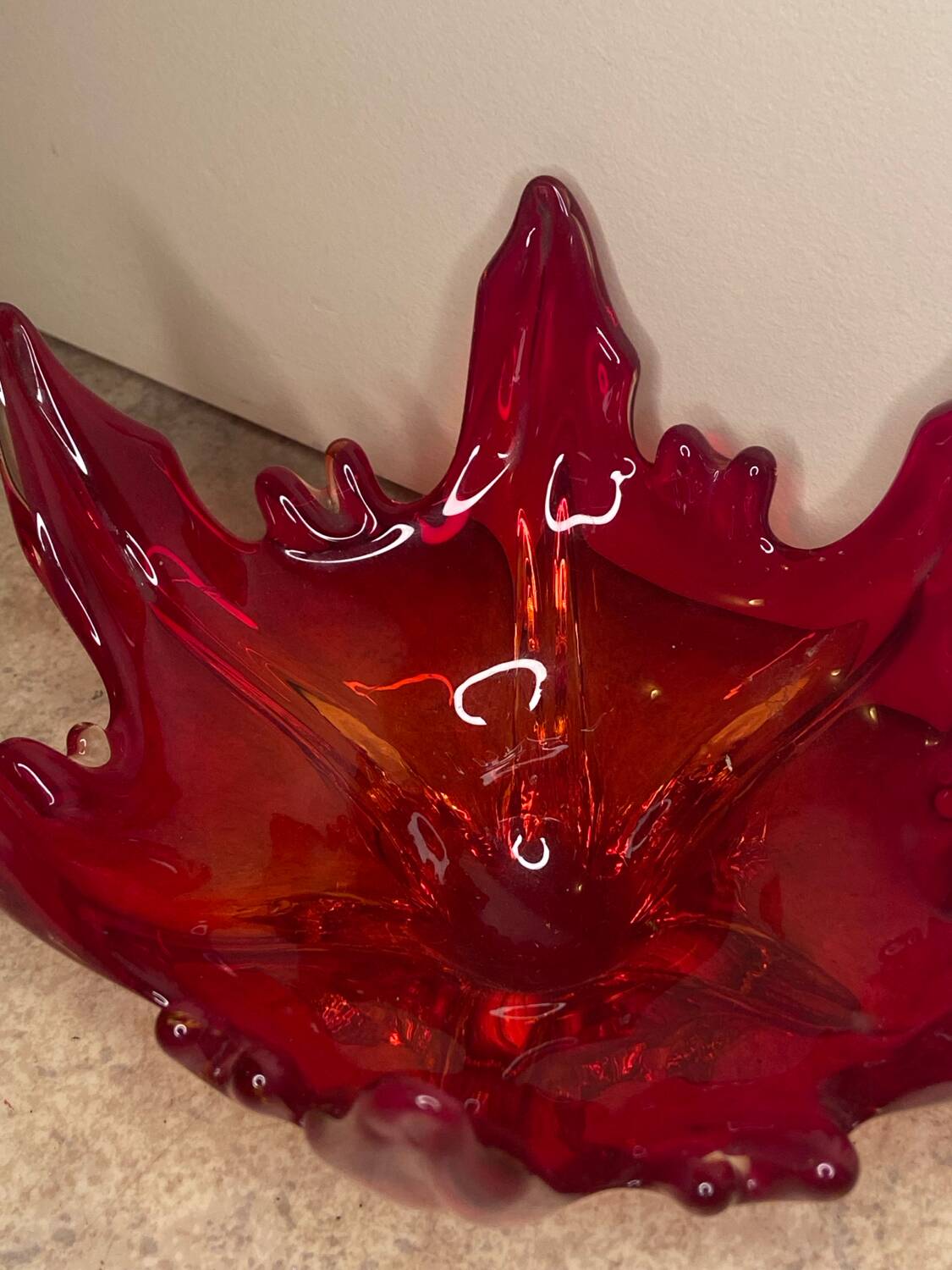 Italian Murano glass cup vase