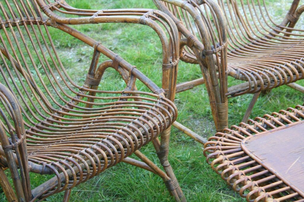 Vintage rattan lounge set 4 armchairs and table