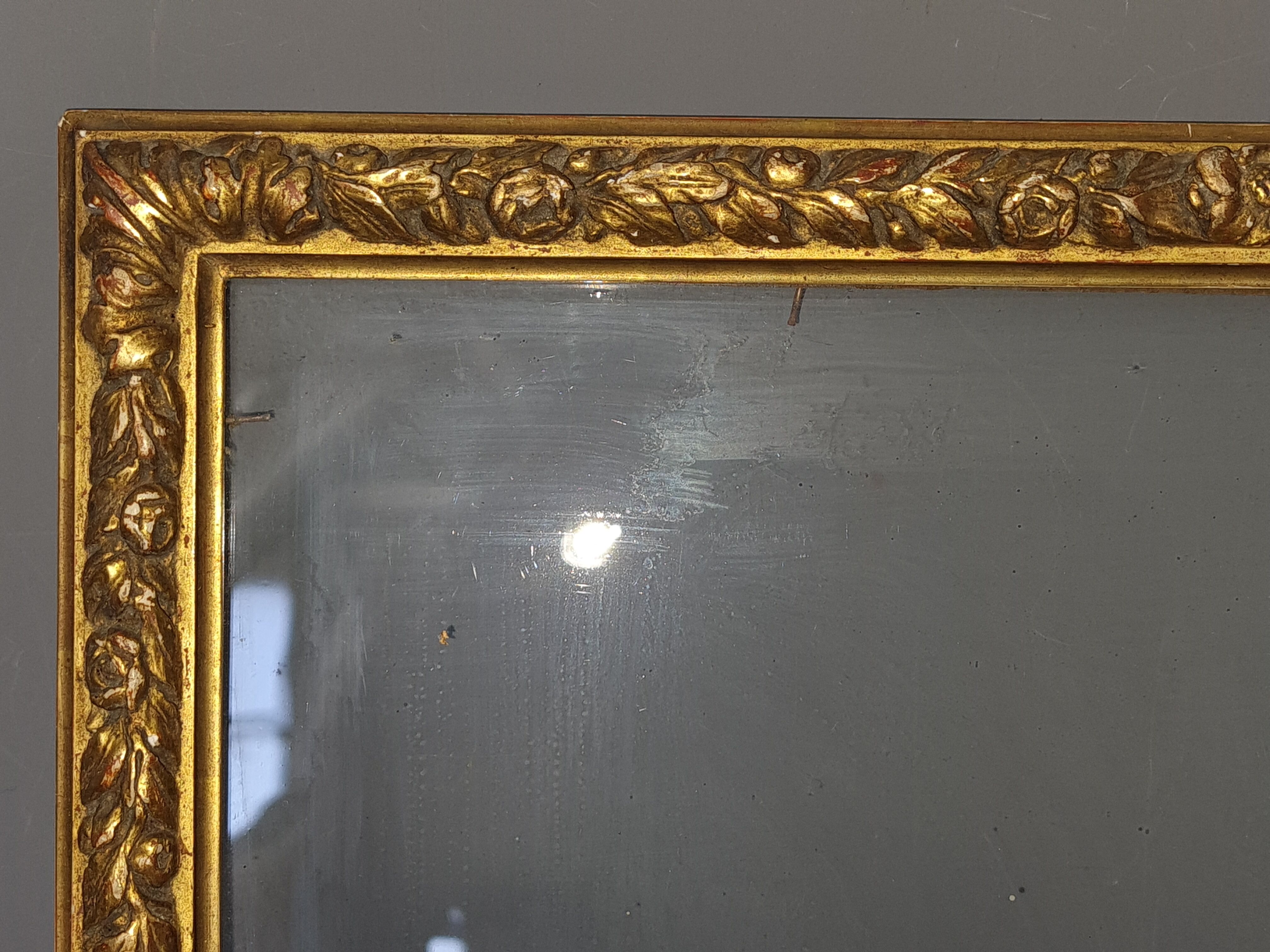 Nineteenth century frame gilded stucco wood decoration of roses 34x27 foliage 30.8x24.2 cm SB