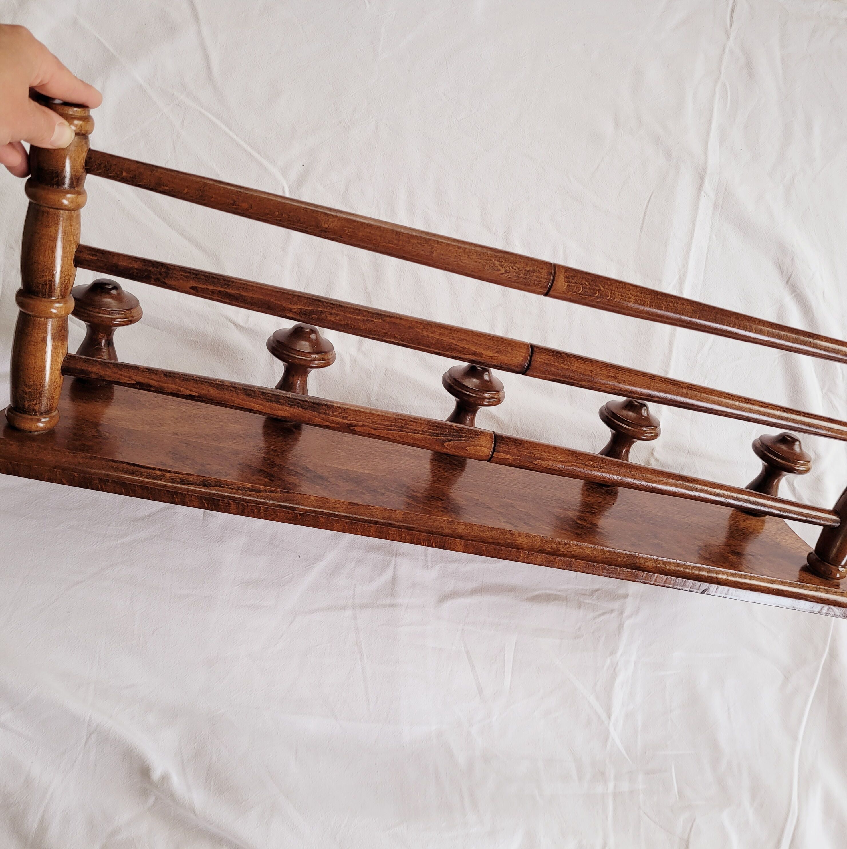 Wall coat rack