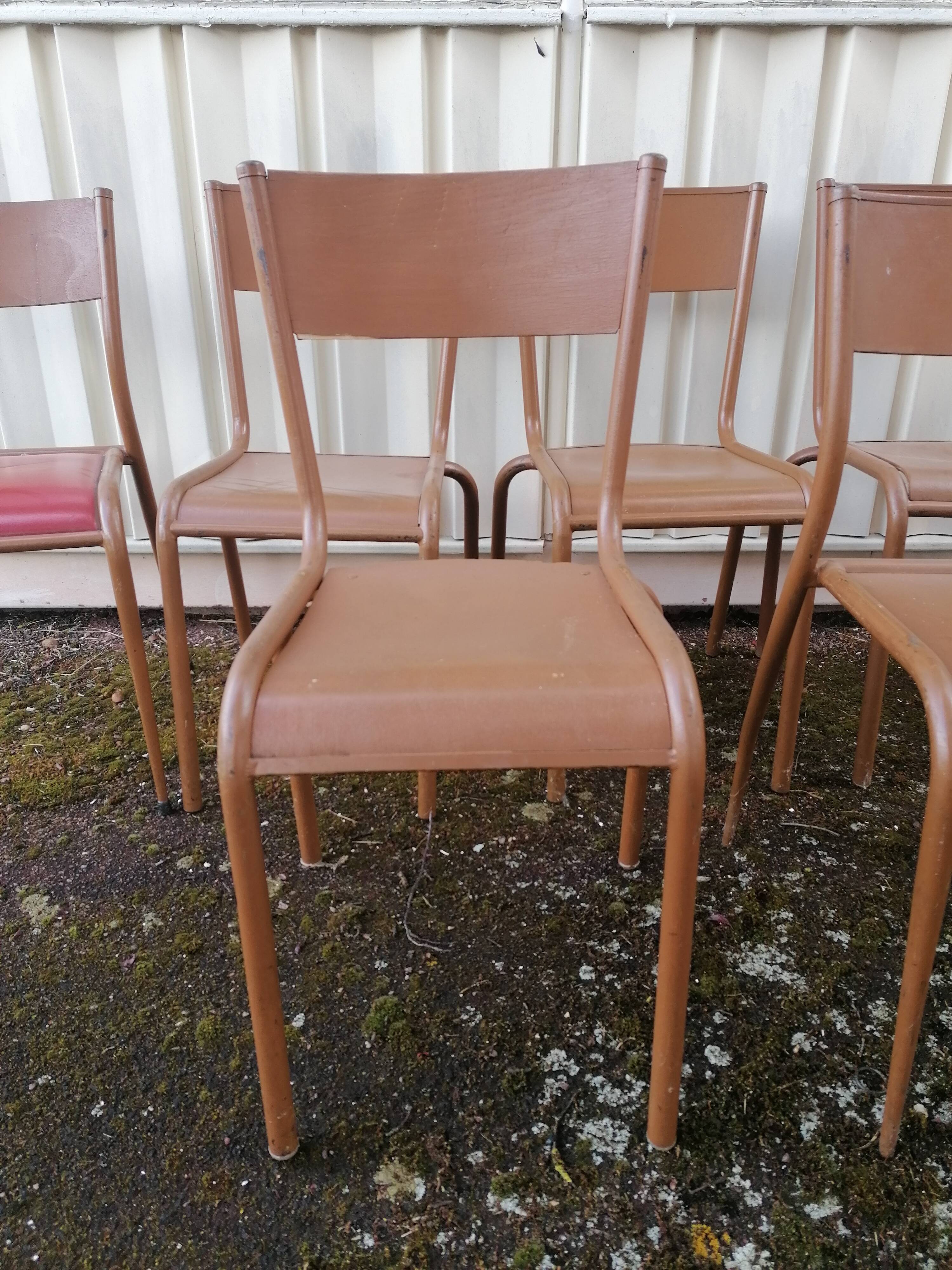 Lot 10 chaises d'école