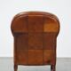 Fauteuil en cuir de mouton marron et clous de tapissier