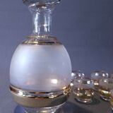 Liquor decanter and its 7 glasses