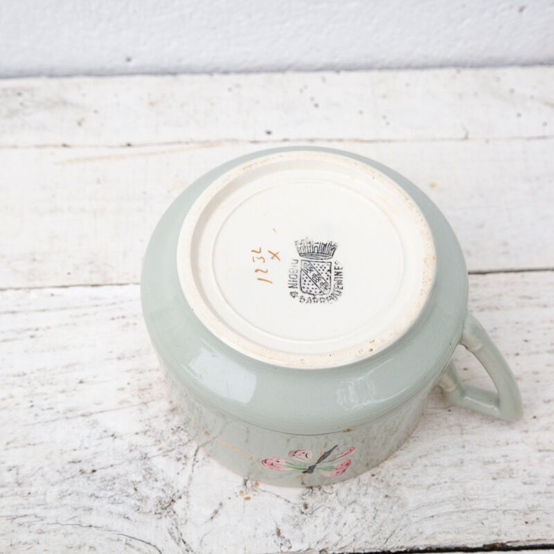 tea cup digoin decoration flowers and butterflies golden border