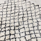 Handmade moroccan berber carpet 264 x 155 cm