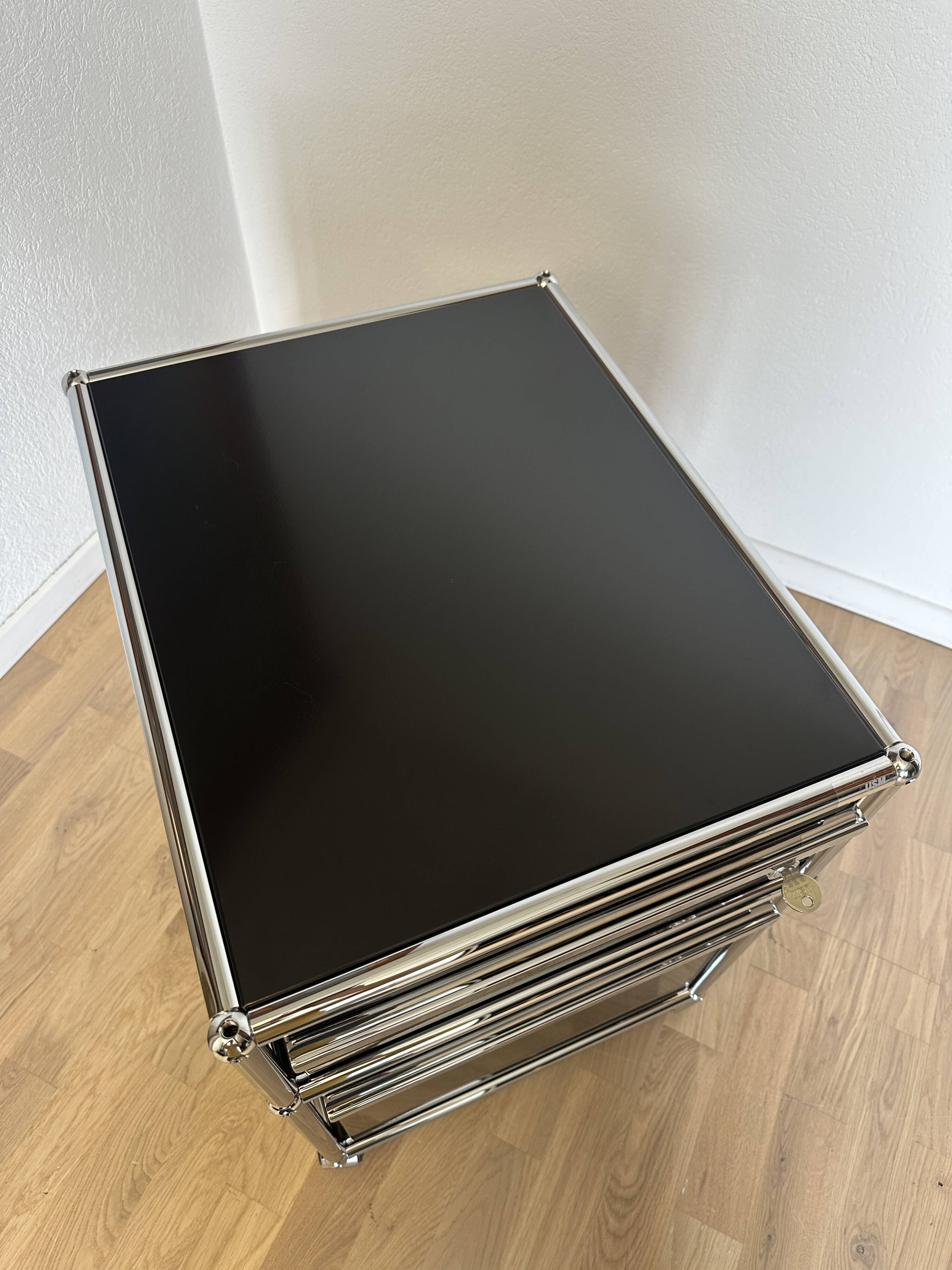 USM Haller mobile cabinet in Graphite Black
