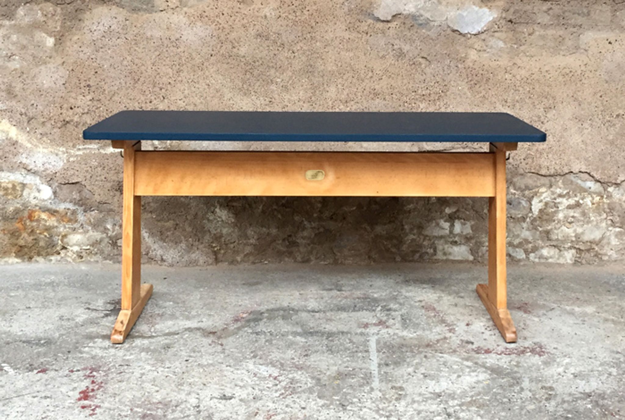 Casala writing desk