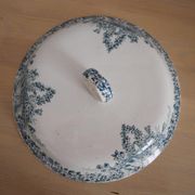 Soup or vegetable bowl St Amand iron earth model "dovecote"