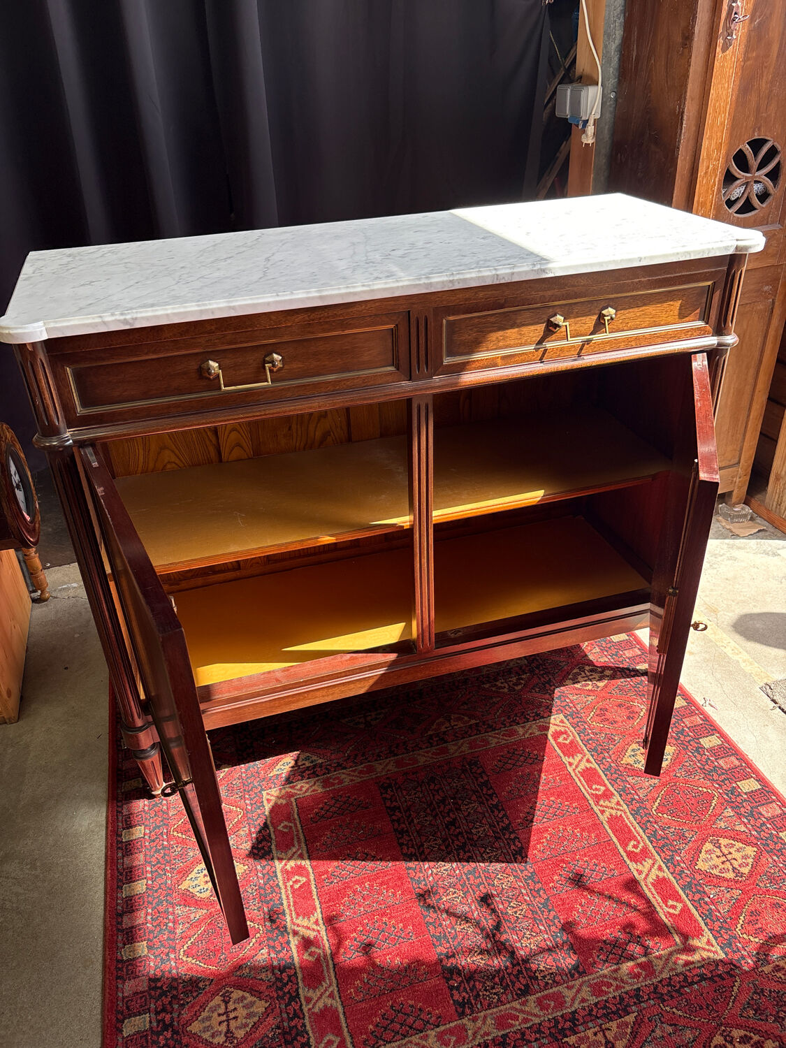 Buffet style Louis XVI reinterpreted – marble and solid wood