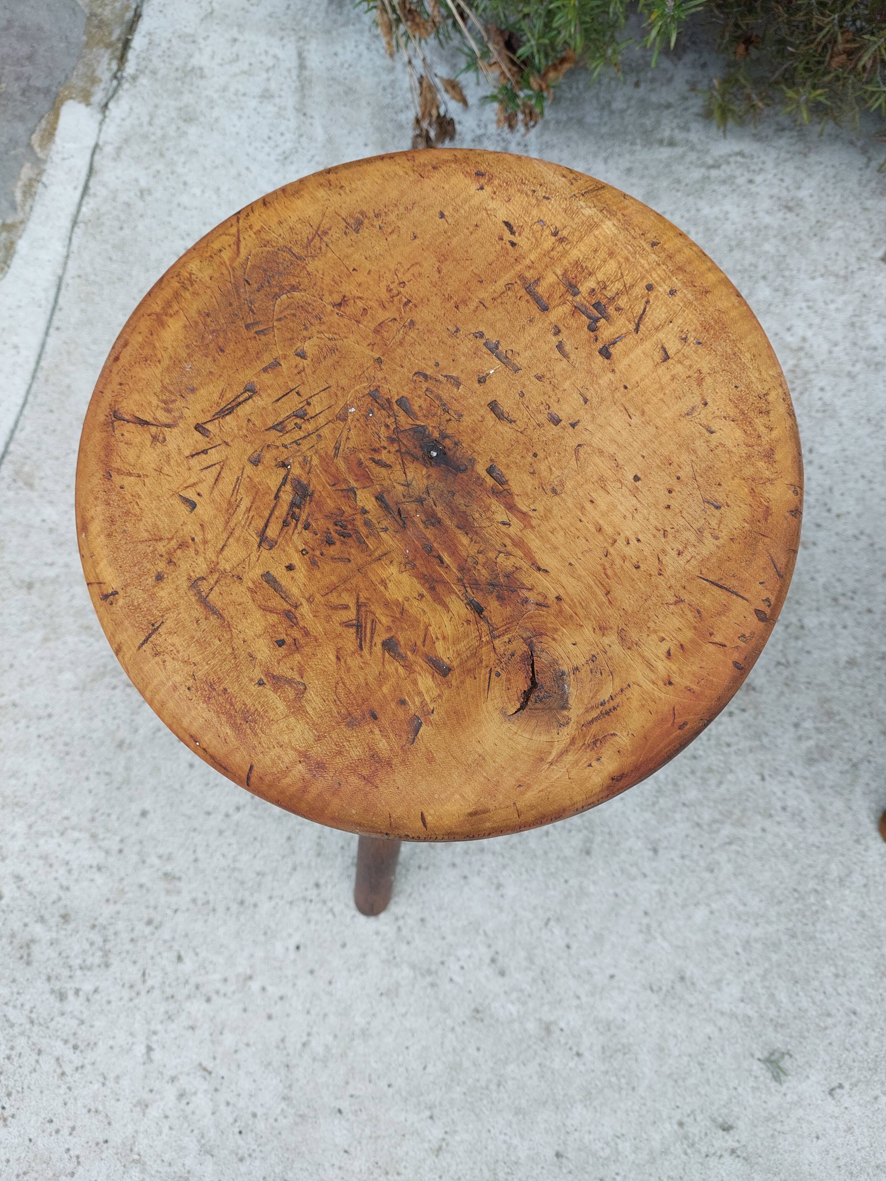 Tabouret de piano tripode