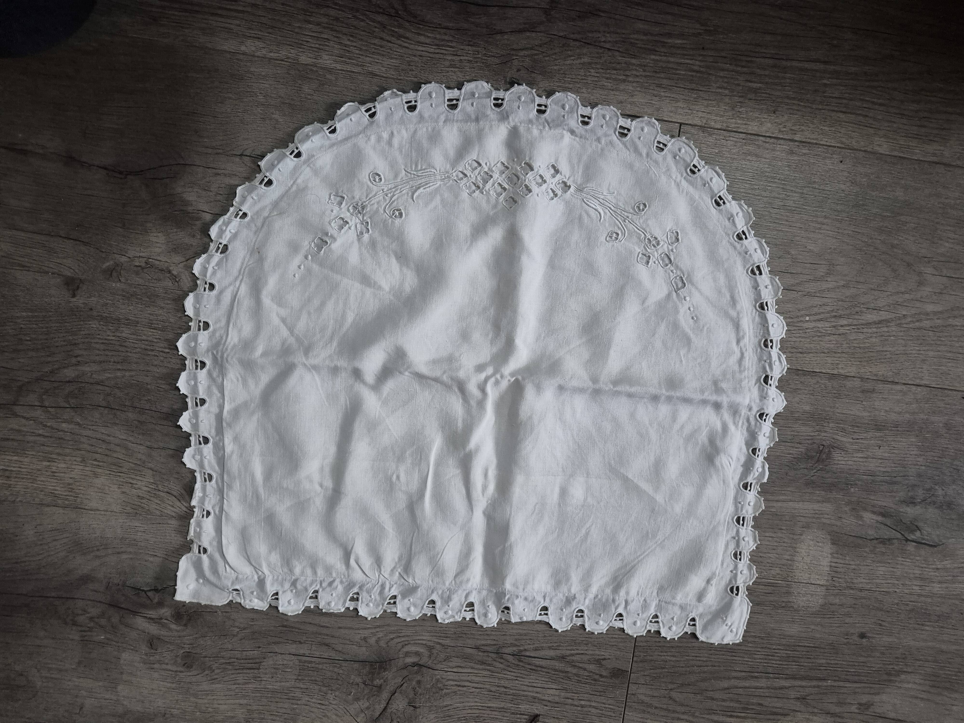 Vintage half-round white embroidered pillow cushion cover – 1960s, mo