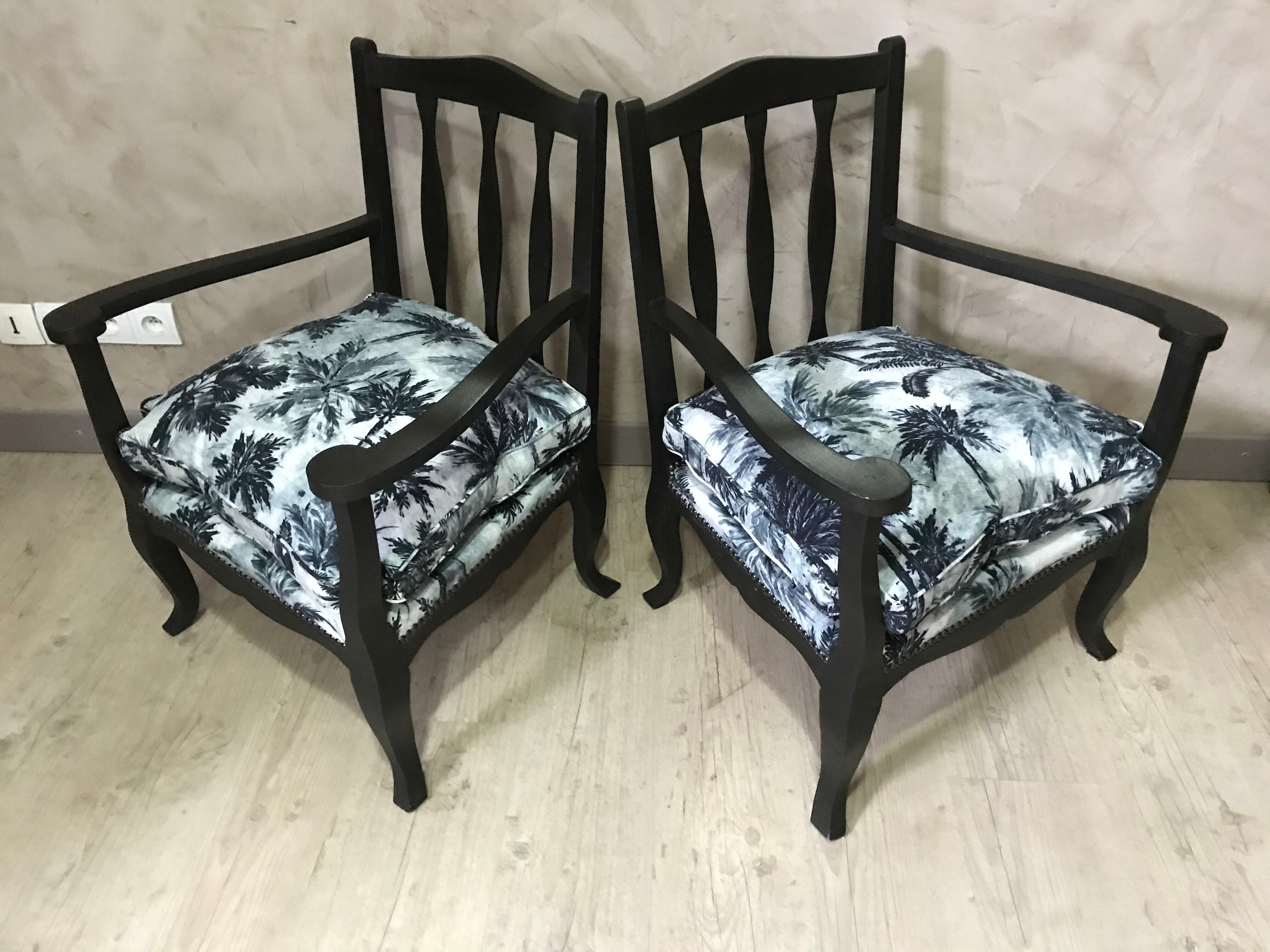 Pair of jungle fabric armchairs