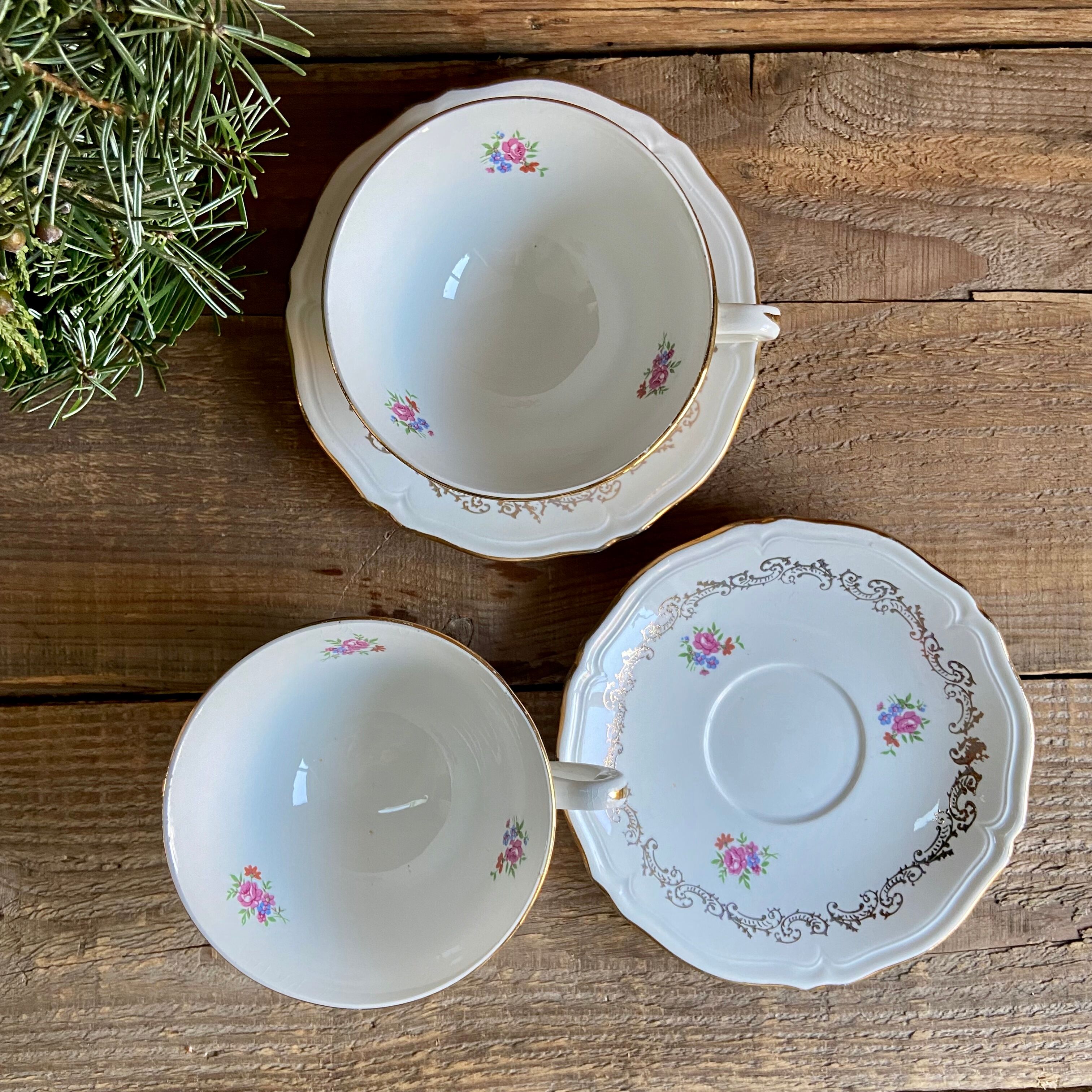 Duo of vintage floral cups