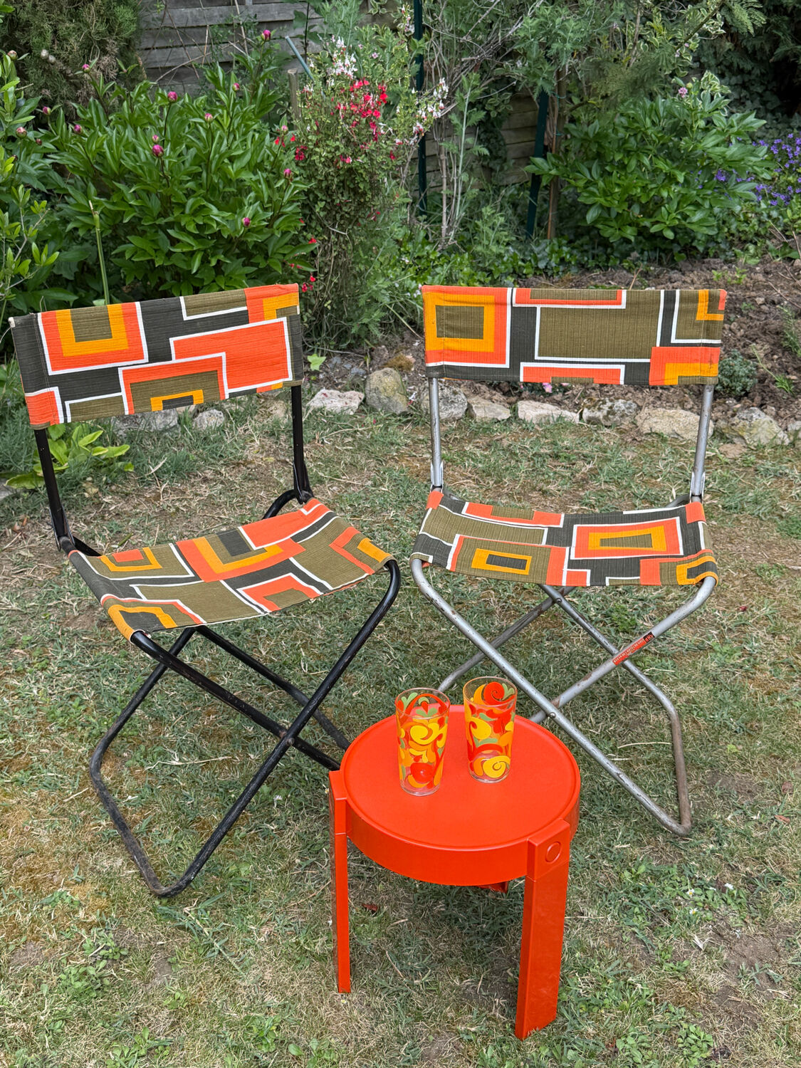 Paire de chaises de camping pliantes vintage - BHV Paris (Années 70)
