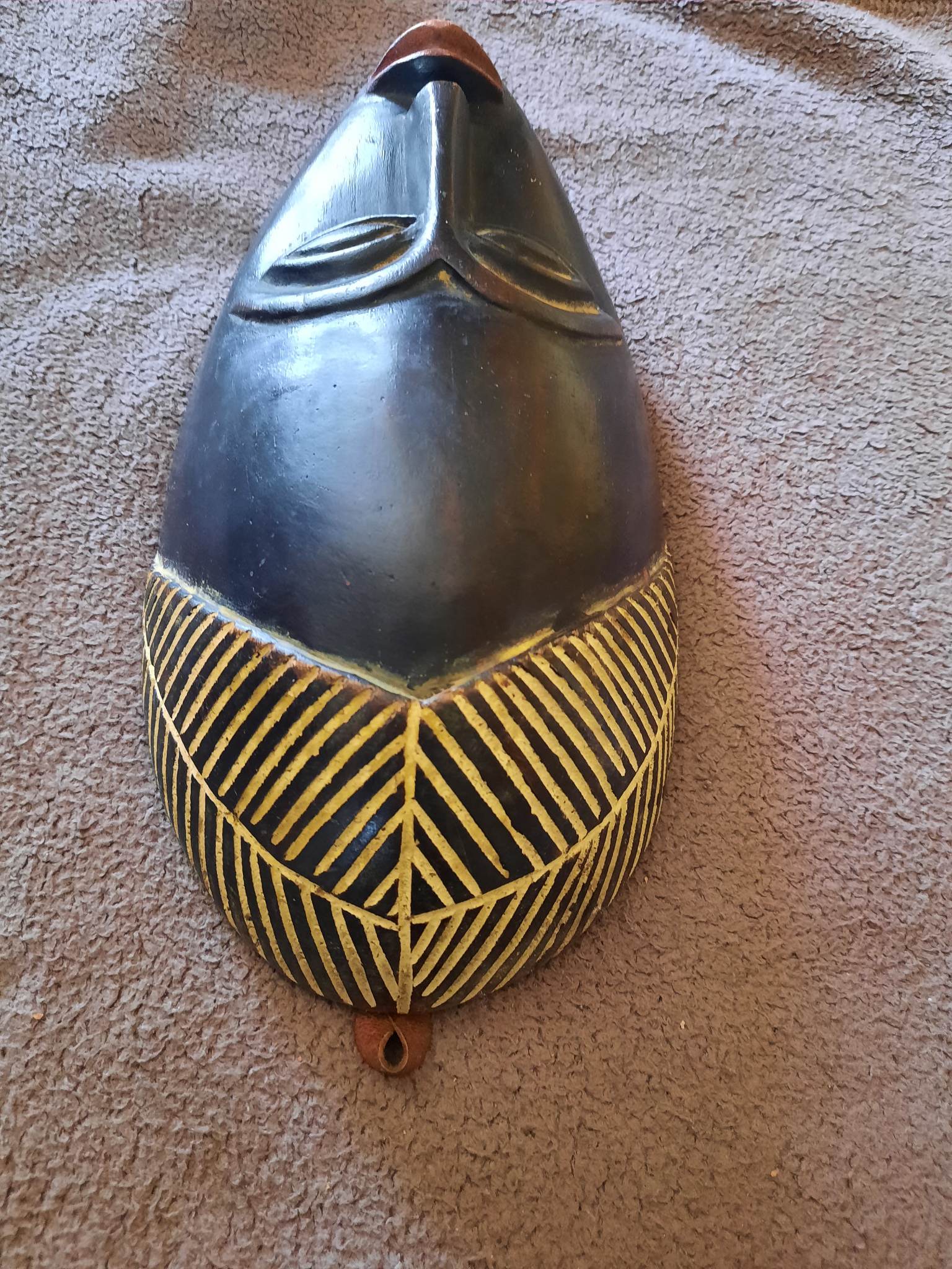 Accra mask from ghana