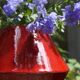 Vase en faënce rouge forme losange