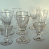 Lot de 12 verres anciens
