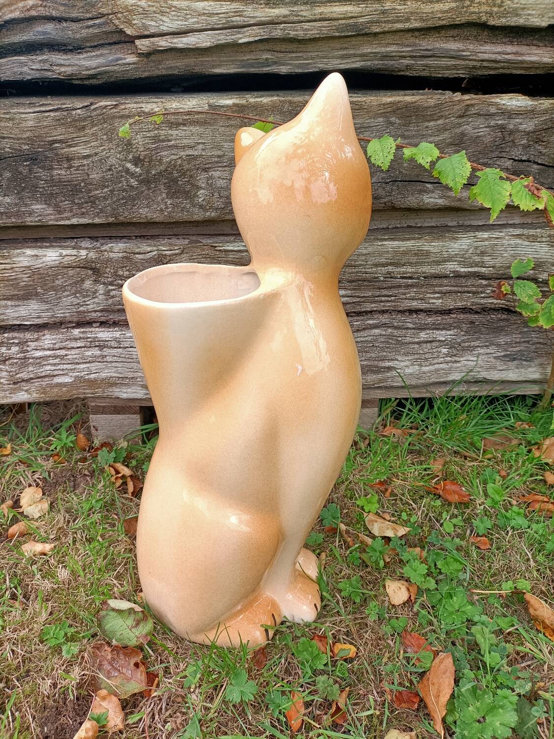 Ceramic cat umbrella stand