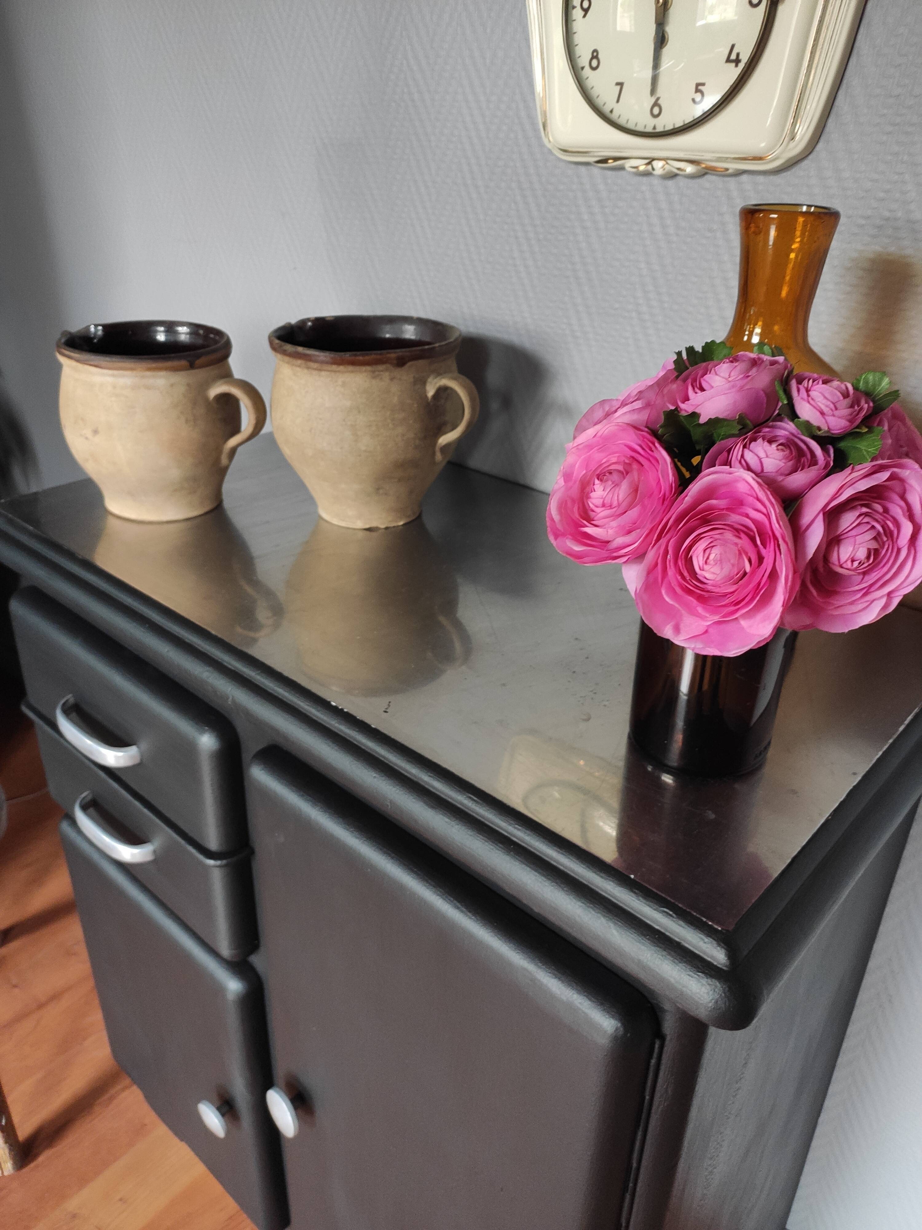 Parisian buffet mado