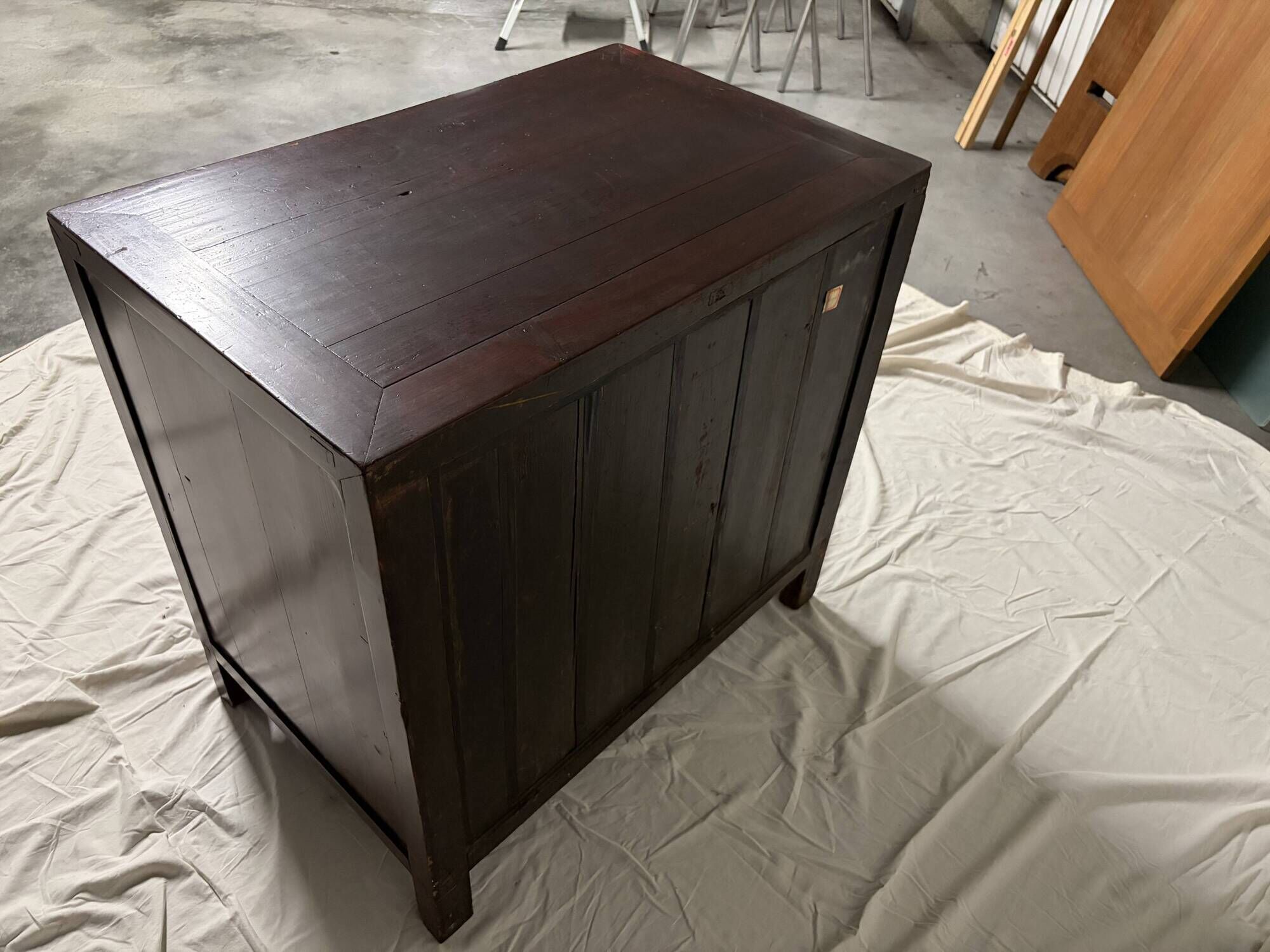 small Chinese furniture