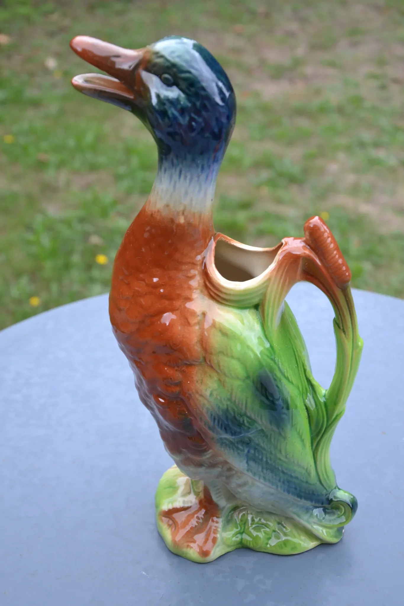 St Clément barbotine duck jug