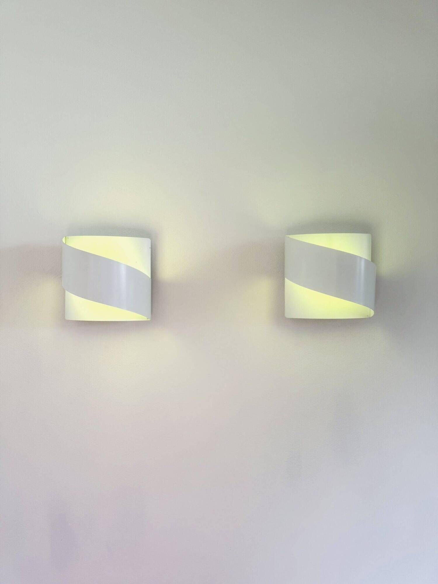 Model 8052 Curved Wall Lamps By Peter Celsing For Falkenbergs Belysning, Sweden 1960S