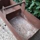 Metal crate with 2 compartments